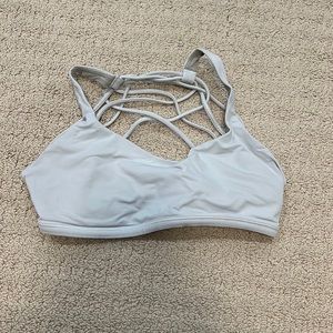 Free to be sports bra